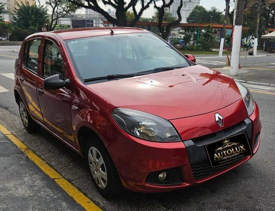 RENAULT SANDERO 1.0 EXPRESSION 16V FLEX 4P MANUAL RENAULT SANDERO 1.0 EXPRESSION 16V FLEX 4P MANUAL